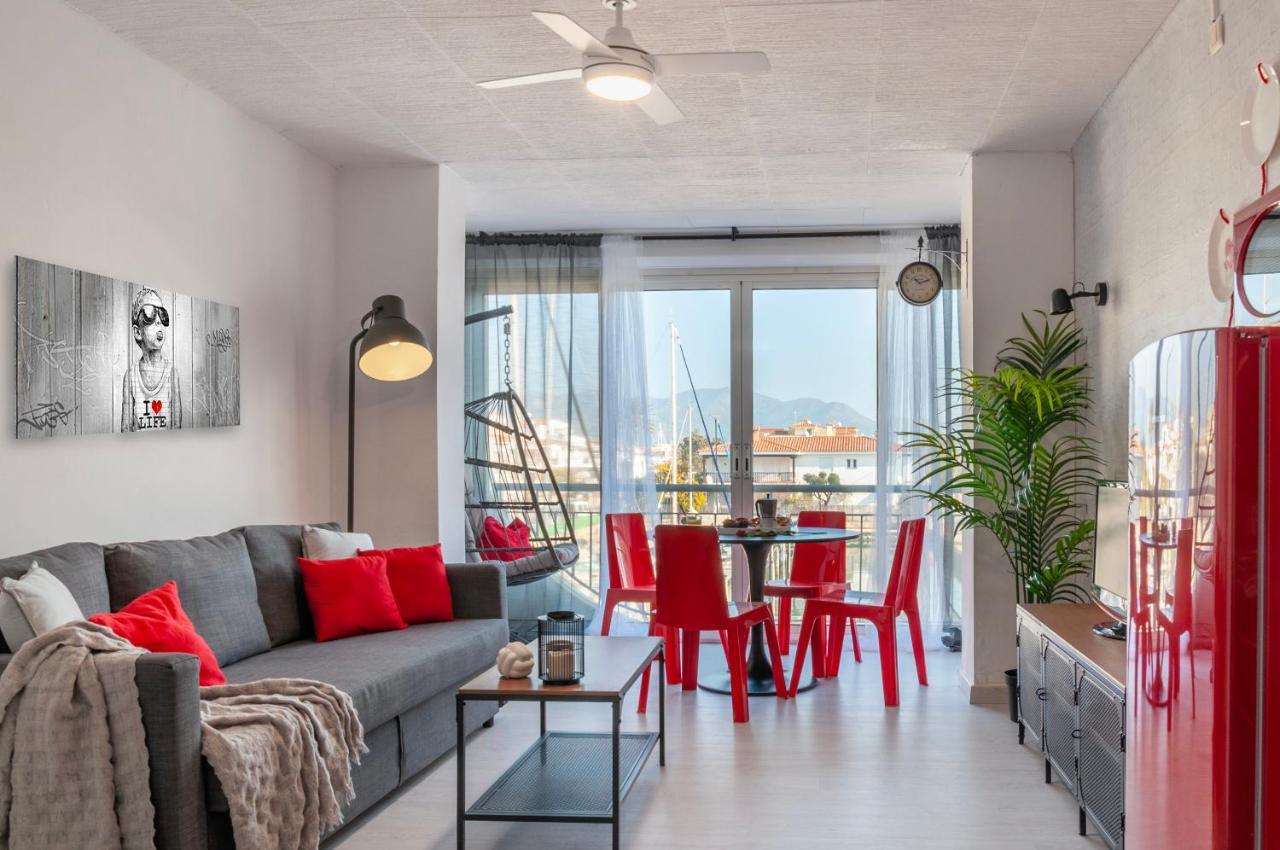 Estudio En 1ª Linea Con Vistas Al Puerto Deportivo By Insidehome Empuriabrava Exterior photo