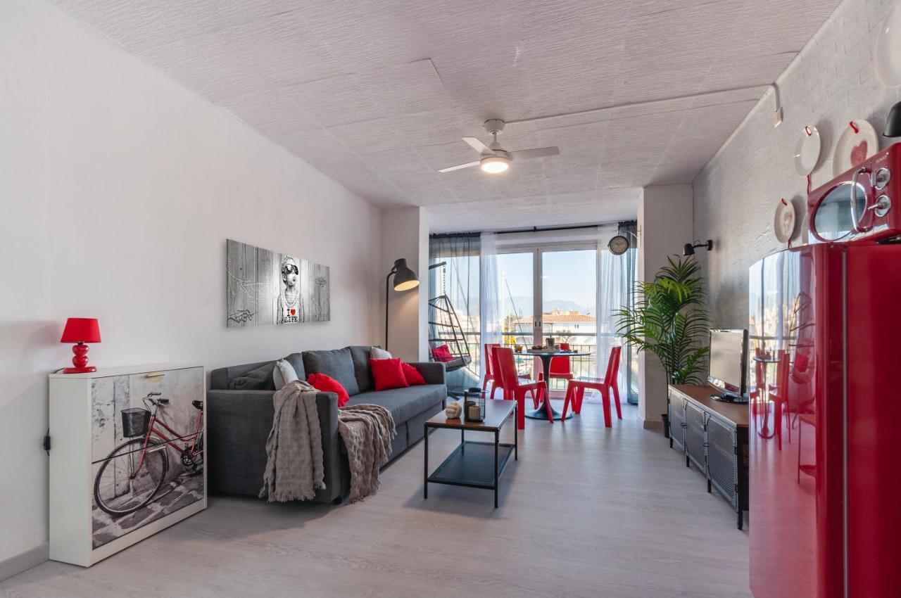 Estudio En 1ª Linea Con Vistas Al Puerto Deportivo By Insidehome Empuriabrava Exterior photo