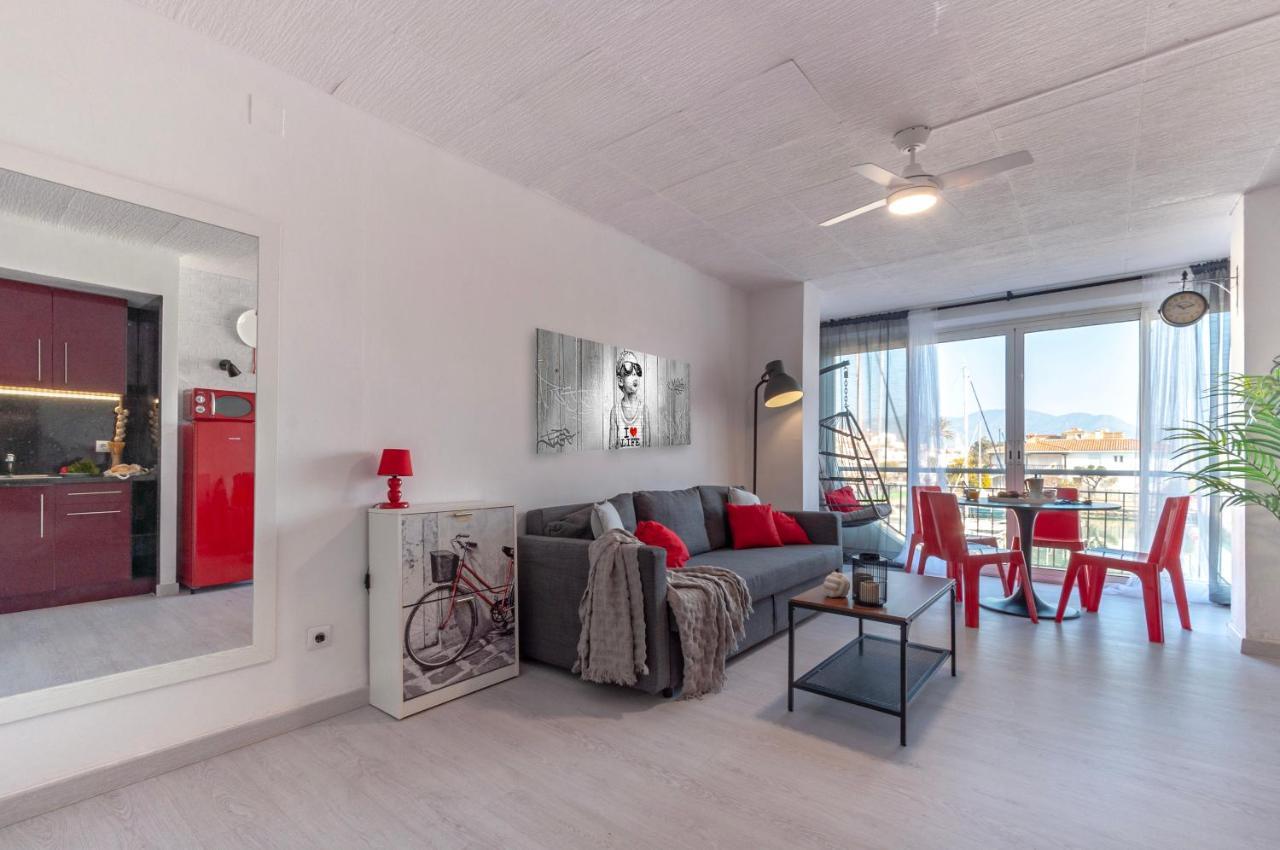 Estudio En 1ª Linea Con Vistas Al Puerto Deportivo By Insidehome Empuriabrava Exterior photo
