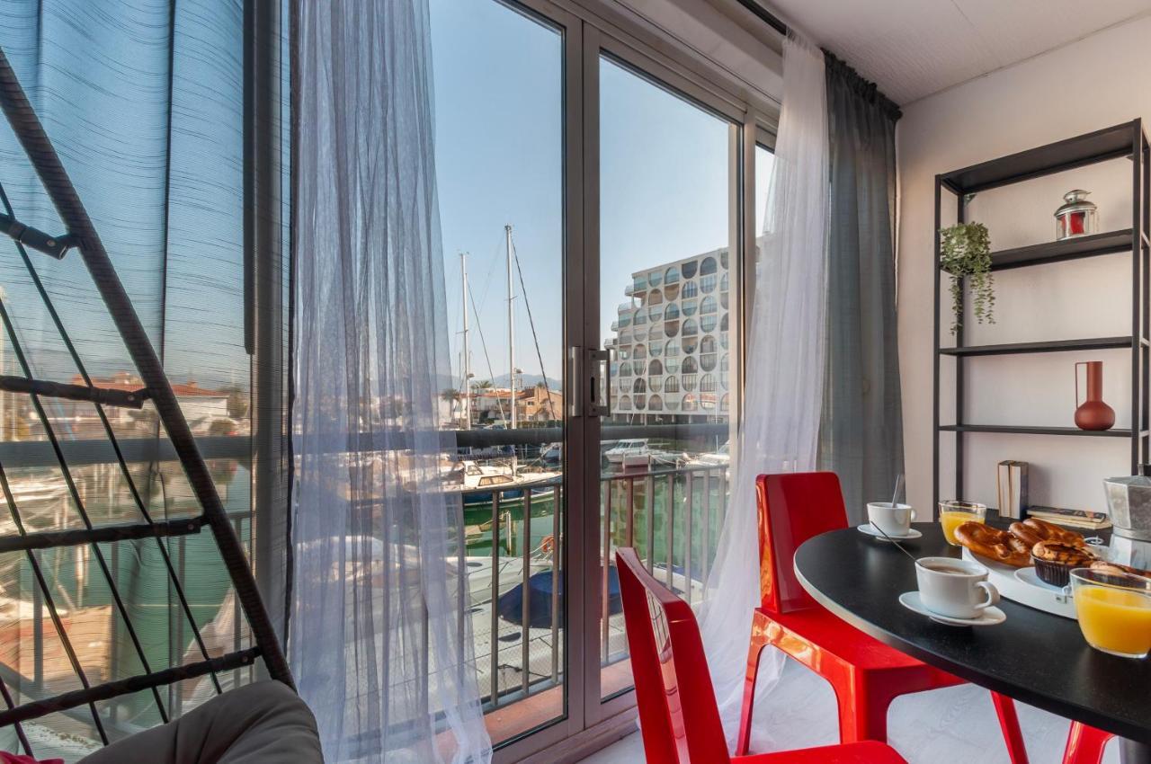 Estudio En 1ª Linea Con Vistas Al Puerto Deportivo By Insidehome Empuriabrava Exterior photo