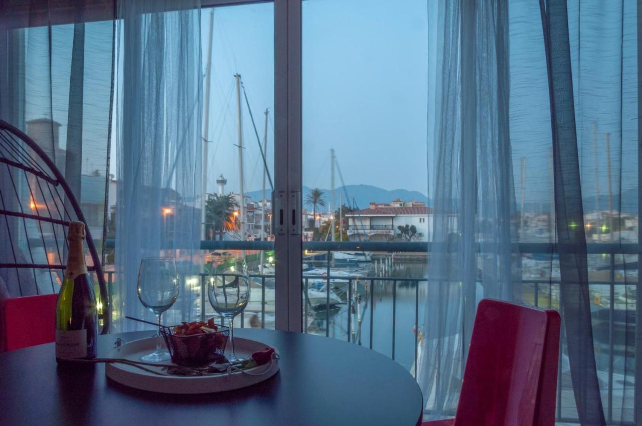 Estudio En 1ª Linea Con Vistas Al Puerto Deportivo By Insidehome Empuriabrava Exterior photo